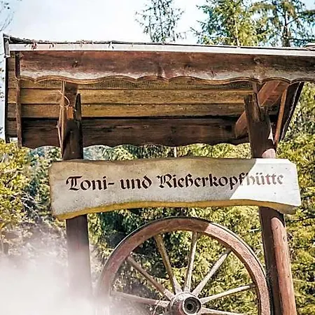 Toni Huette Am Riesserkopf * Garmisch-Partenkirchen